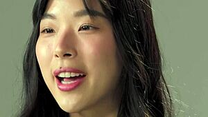 哇，看这个完美屁股韩国18岁少女艾尔·李独自自慰！😍