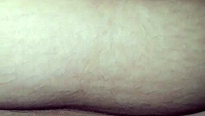 越南辣妹每晚生猛亚洲无套狂干床上停不住