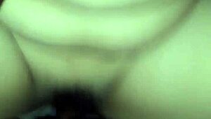 越南辣妹每晚生猛亚洲无套狂干床上停不住