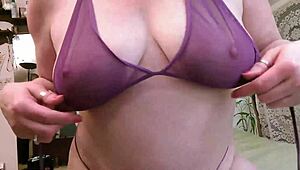 redheaded dawn caught him, shrunk him, and masturbated him back out in fantasy giantess roleplay