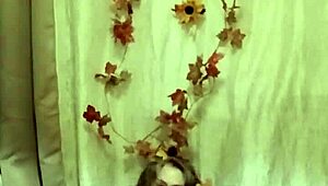 Hey, watch me flash as your dirty-talking housewife slave