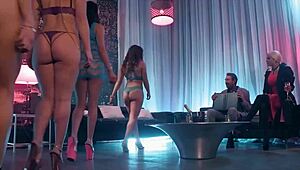 wanna see jada doll play with her boyfriend's huge cock?