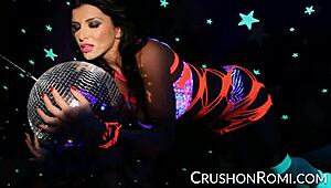 Crush Girls - Romi Stuffing Her Shaved Pussy