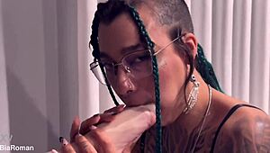 Hey, wanna cum with my wet mouth on your feet? 😜