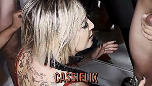 Today I'm full of naughty tricks with my big ass!