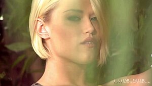 Ash Hollywood Moans Loudly During Intense Pussy Play