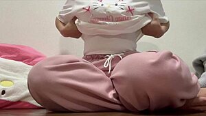 Umm, late at 3 AM I just wanna masturbate so bad... lotsa naughty juice comin out!!