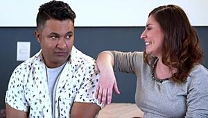 Emme White Teaches Pleasure in Pregnancy with Loupan