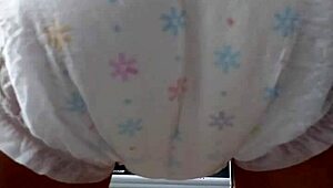 日本风尿布乱搞感觉超怪