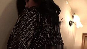 饥渴亚洲宝贝在无码动作中疯狂