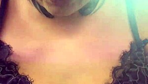 Fiquei com tesão na academia e gozei no banheiro