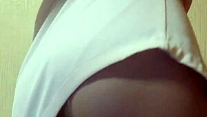 Can I lick your huge blonde goddess feet in this femdom scene?