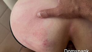 调教娇小欧洲18+妹变顺从肛奴全片