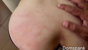 调教娇小欧洲18+妹变顺从肛奴全片