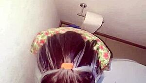 mis amigos cogiendo y yo en el baño con morrita enfiestada!