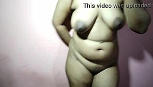 印度desi继兄求继妹帮忙亲密玩穴