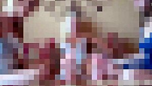 i make these bitches worship my feet, licking and sucking