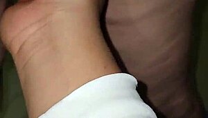 I found a curvy mature maid on the street draining me dry