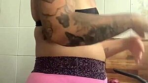 making dinner for hubby’s friend, knowing i’m their dessert