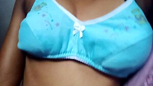 Desi Girl Shows Off Super Amazing Natural Boobs in Casting Interview