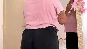 Chubby Latina babe farts loudly preparing for date