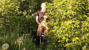 foot massage leads to hard doggystyle and cumshot