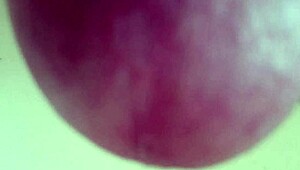 pissing in the sink with closeup