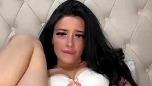 青少年美国交换学生被抓到独自自慰