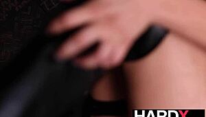 来看Cherry Kiss重口肛爆狂干！