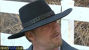 man, this tattooed ebony babe is ridin’ stepdad’s dong like a pro… 🔥