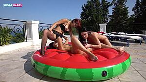 Oiled European Brunette Lesbians Rubbing Wet Pussies to Orgasm