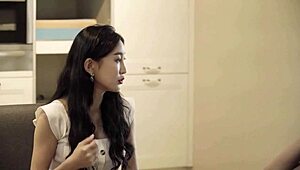 女性接待秘书在柔软韩国环境中闪耀。