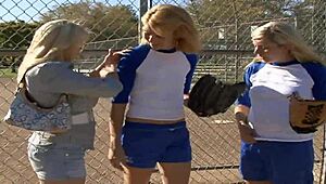 Kylie Reese Hunts Lesbian Teen 18+ for Solo Toy Play Fun