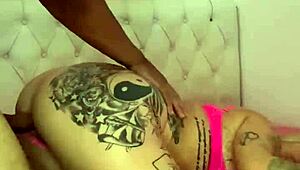 Blonde beach blowjob for ten!