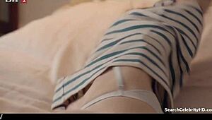 Hey, isn’t that Louise Meritz topless in Ditte Louise S01E01?