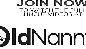 Mature Amber Vixxen Shaved for Quickie Threesome Creampie