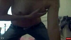 amateur webcam striptease with wet pussy and ripped clothes