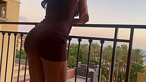 AMATEUR YOUNG FITNESS GIRL FUCKS STEPBROTHER ON VACATION OUTDOORS