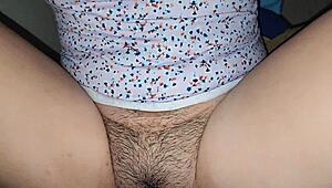 XXX ASI DE FACIL SE DEJA FOLLAR MI HIJASTRA