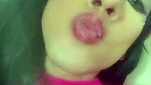 hey, wanna know how realfemboi is giving it all right now??