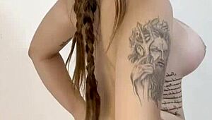 i love showin my big latina tits to followers