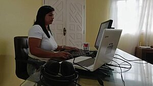 Nicoly Mattos翘臀速战肛交