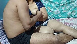 Wow, Real Homemade Indian Desi Bhabi Sex is Insanely Hot!