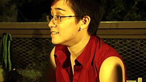 红发美女Justine Joli和Lily Cade热辣玩耍