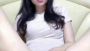 日本人独自自慰 激烈喷水动作