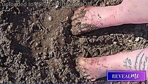 熟女足控幻想性感脚趾狂吸