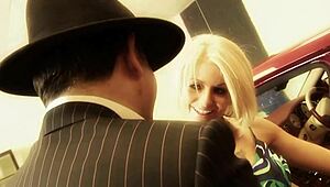 哇！原始狂野夏日双性恋3P舔屄派对！