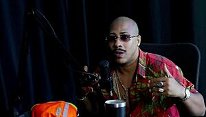 Amateur actor struggles in first porn film with persistent erection