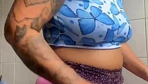 我忍不住闪现肿胀骚逼给你看