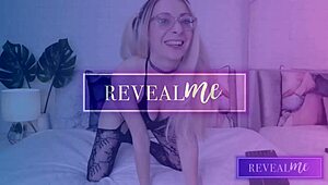 Wanna see sultry Italian milf’s pussy and anal dildo play?